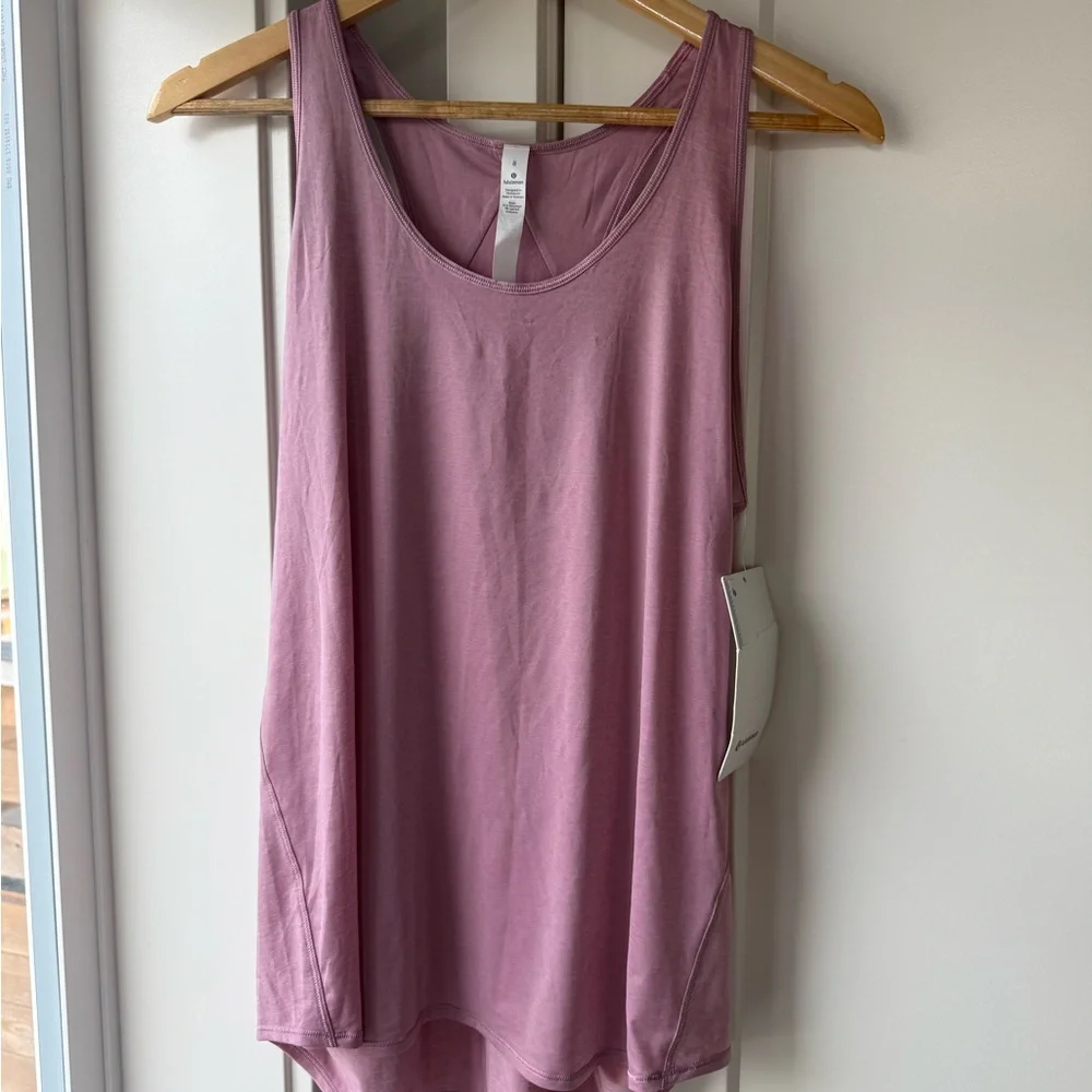 Lululemon Essential Tank - Picture 1 of 6